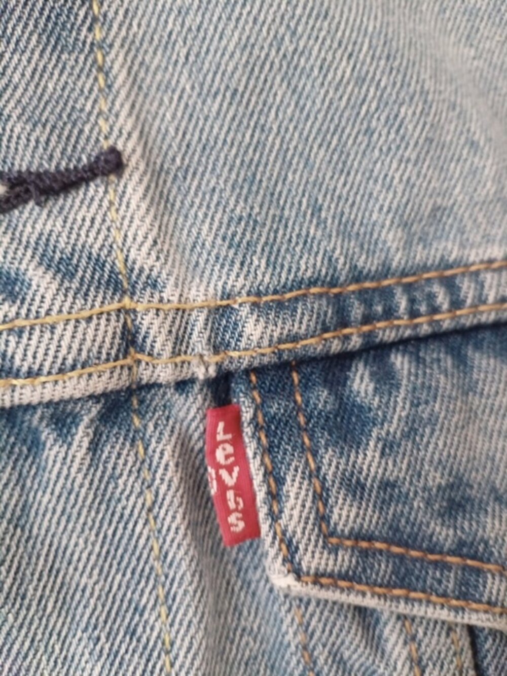 Levi Strauss & Co. Light Blue Long Sleeve Denim Jeans Trucker Jacket Men Size S - Picture 4 of 15